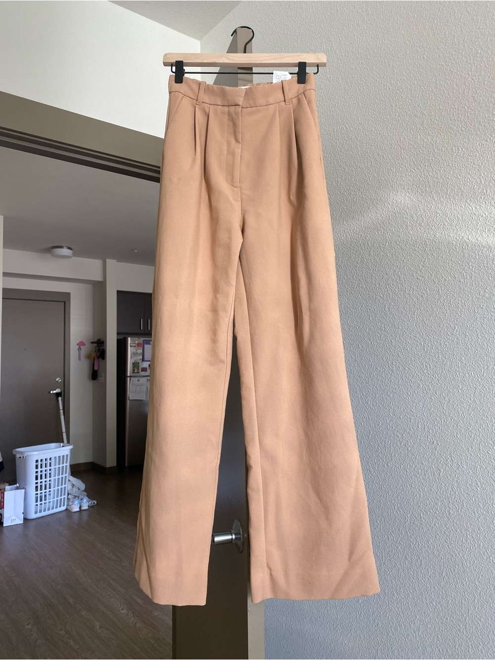 Women's Wide-Leg Trousers in Camel